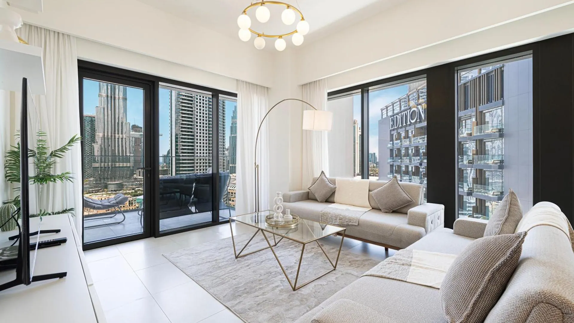 Stunning 2Br Full Burj Khalifa Views 5Min Walk To Dubai Mall Apartment