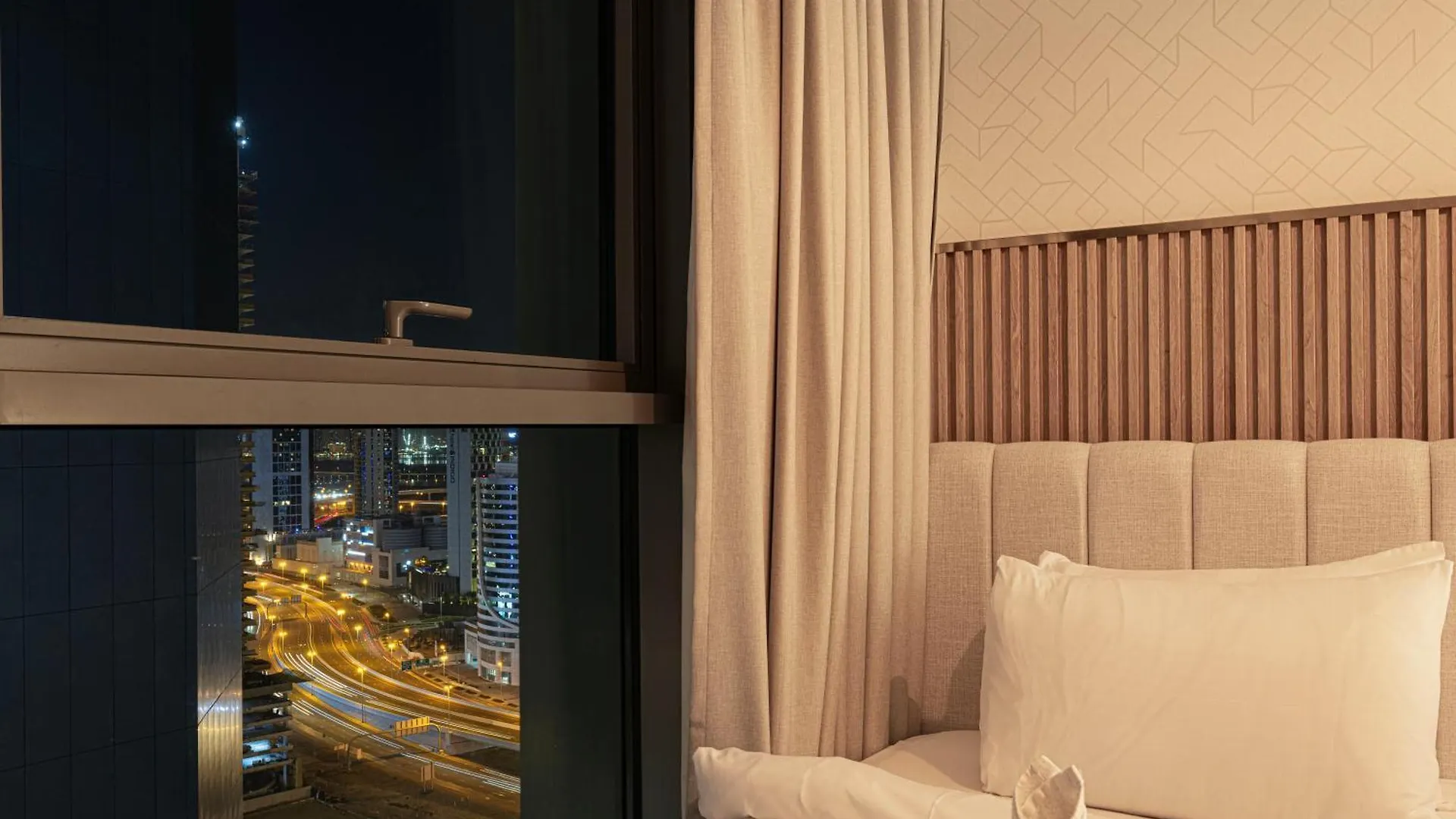 Apartment Stunning 2Br Full Burj Khalifa Views 5Min Walk To Dubai Mall